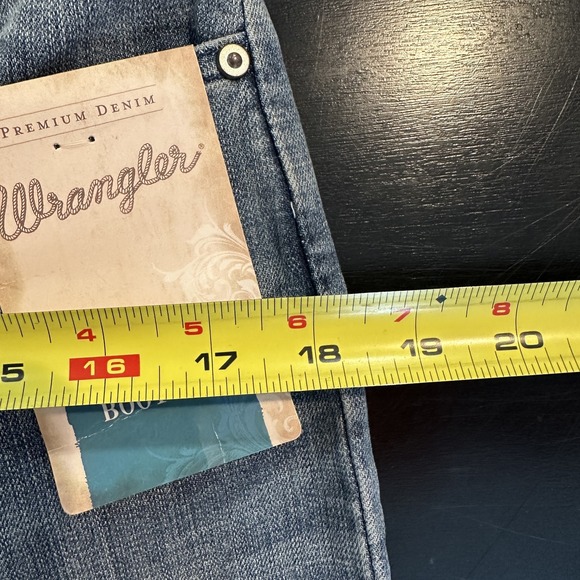 Wrangler Jeans Womens 11/12 x 30 Blue Boot Cut Stretch Denim Premium 09MWZMB - Picture 10 of 12